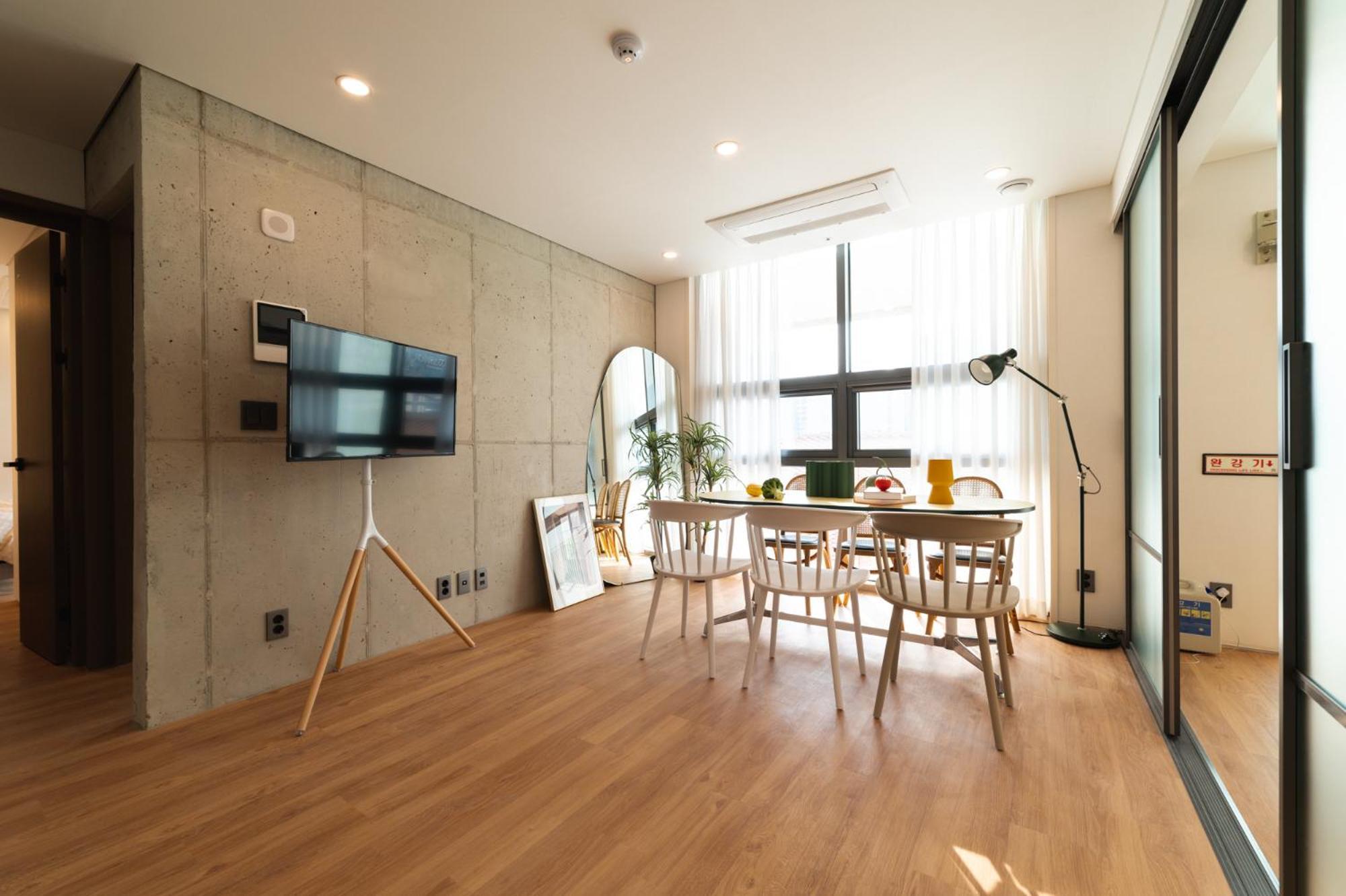 Apartamento Hongik Univ Station Wave Family #4 *